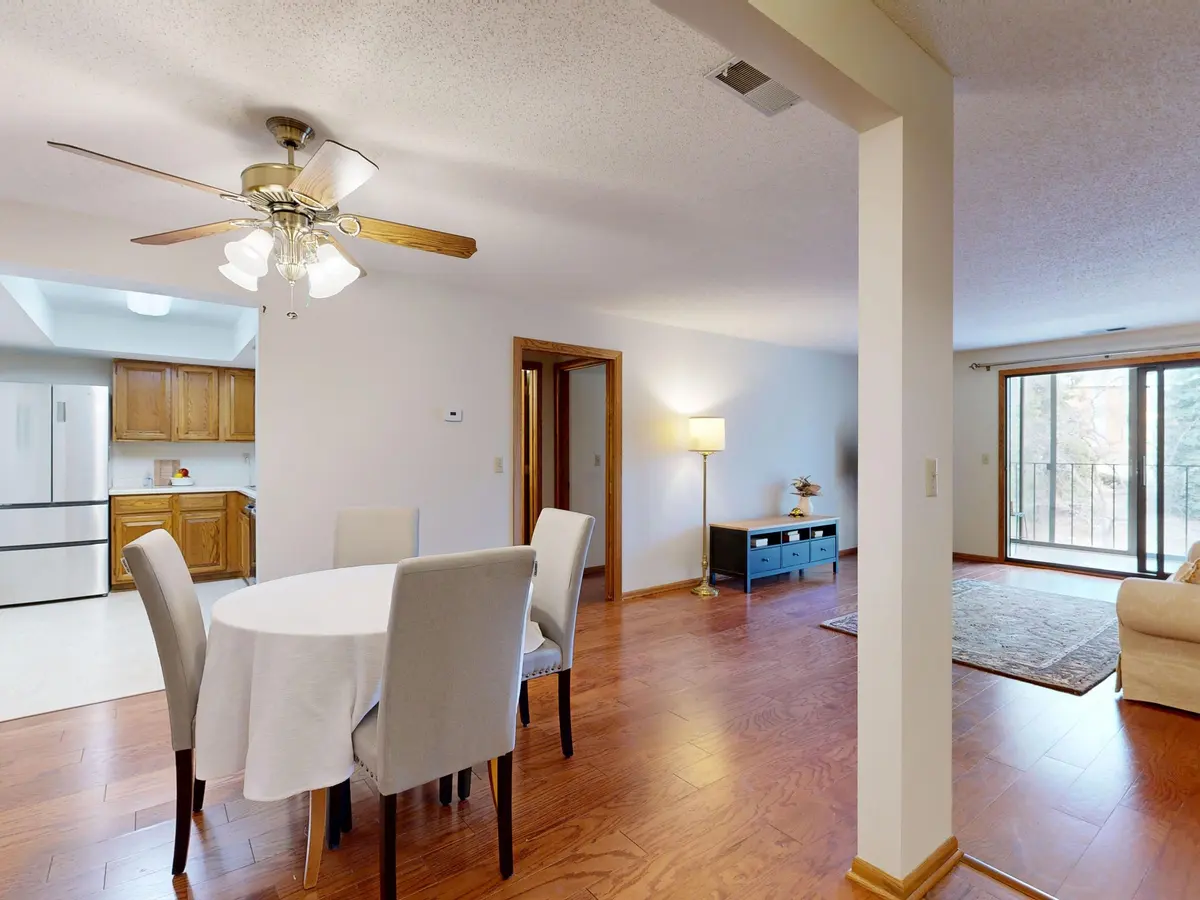 Modern laminate flooring