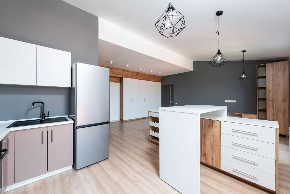 Spacious kitchen flooring